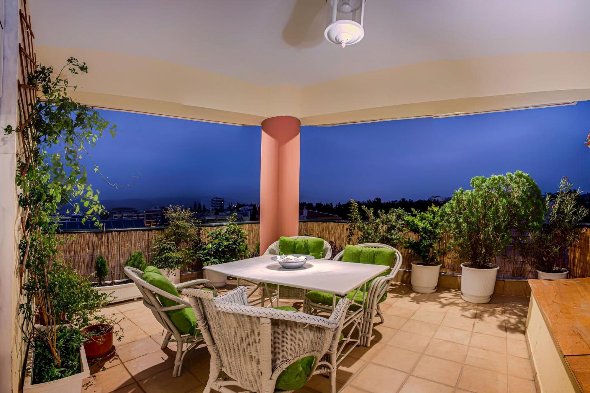Celestial Garden-Thessaloniki'S Modern, Eclectic Penthouse With An Amazing View And Veranda Dış mekan fotoğraf